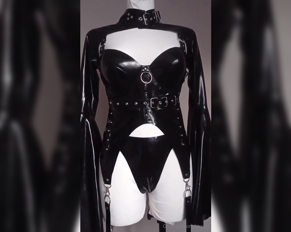 Kiro Queen aka kirojpg Femdom - 06-21-2024 OnlyFans Video - Pay for my new latex