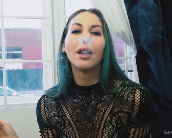 Neena De Ville aka neenadeville Femdom - 04-13-2020 OnlyFans Video - A sexy little smokingfetish video I shot a while back while my hair was still blue