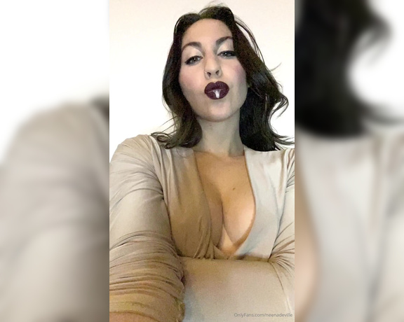 Neena De Ville aka neenadeville Femdom - 04-19-2020 OnlyFans Video - Im turning myself on, dribbling spit all over my tits