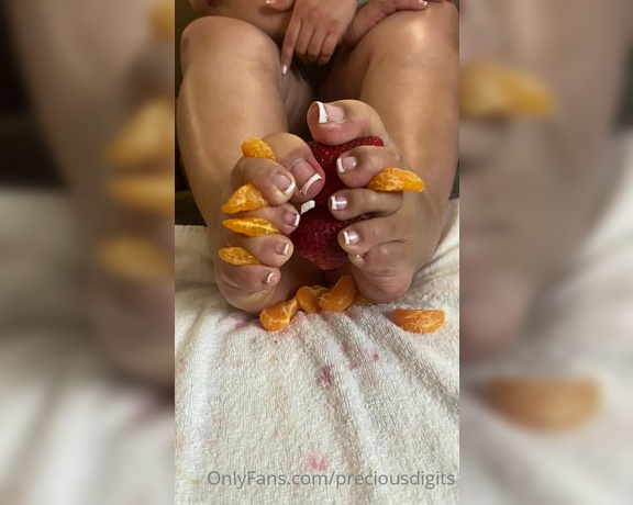 PreciousDigits aka preciousdigits Foot Fetish - 03-04-2021 OnlyFans Video - Some more food crushing