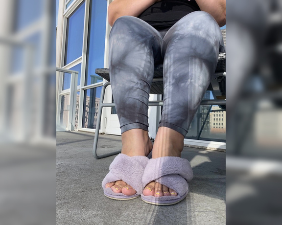 PreciousDigits aka preciousdigits Foot Fetish - 04-09-2021 OnlyFans Video - Toe Spreads and scrunches