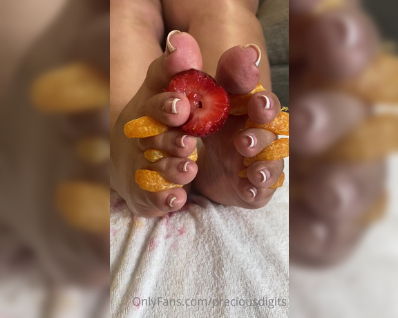 PreciousDigits aka preciousdigits Foot Fetish - 03-15-2021 OnlyFans Video - Squeezing in on this Sunday