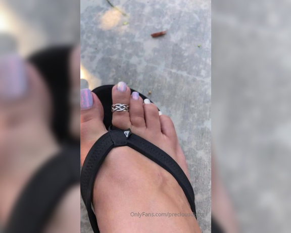 PreciousDigits aka preciousdigits Foot Fetish - 08-30-2019 OnlyFans Video - Just showing off this pedicure