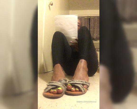 Tastethecocoa aka tastethecocoa Foot Fetish - 10-15-2019 OnlyFans Video - Feet , stinky soles, sniffing amp JOI