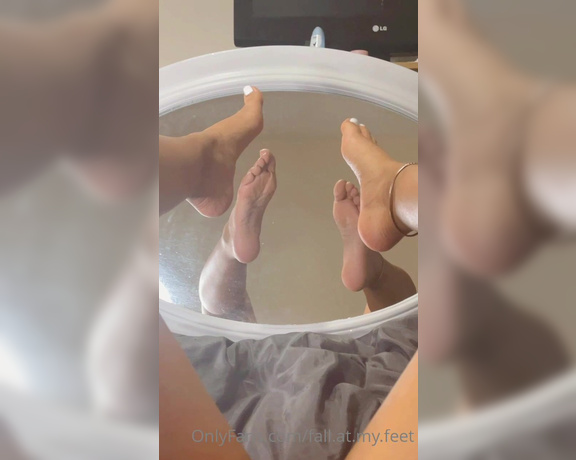 FeetAngel aka fallatmyfeet Foot Fetish - 07-20-2022 OnlyFans Video - Double the trouble