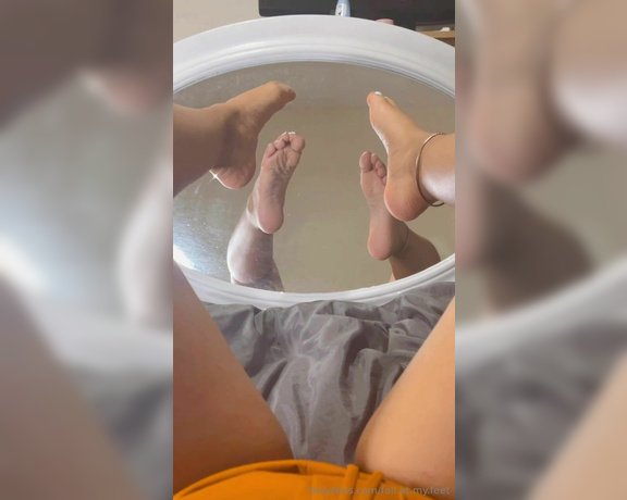 FeetAngel aka fallatmyfeet Foot Fetish - 09-29-2023 OnlyFans Video - Mirror, mirror on the wall, whos the greatest of them all  ME OF COURSE