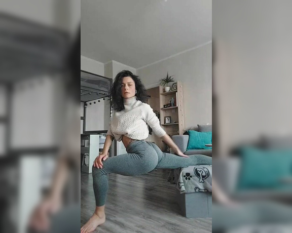 Yogeta aka yogetavip Foot Fetish - 01-10-2024 OnlyFans Video - Leaked yogetavip 5474