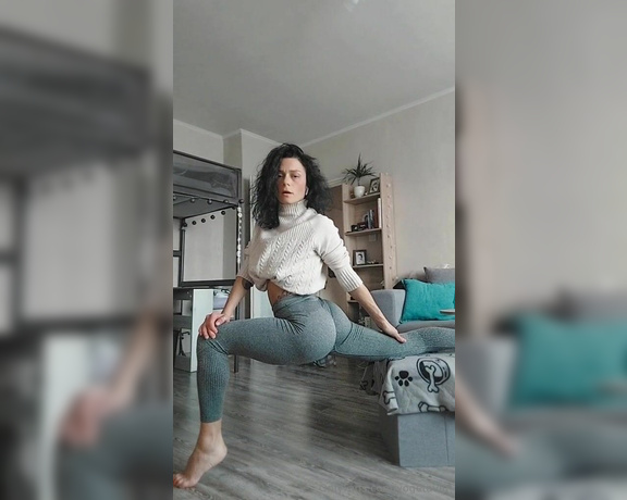 Yogeta aka yogetavip Foot Fetish - 01-10-2024 OnlyFans Video - Leaked yogetavip 5474