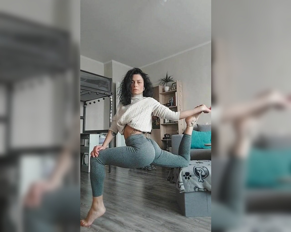 Yogeta aka yogetavip Foot Fetish - 01-10-2024 OnlyFans Video - Leaked yogetavip 5474