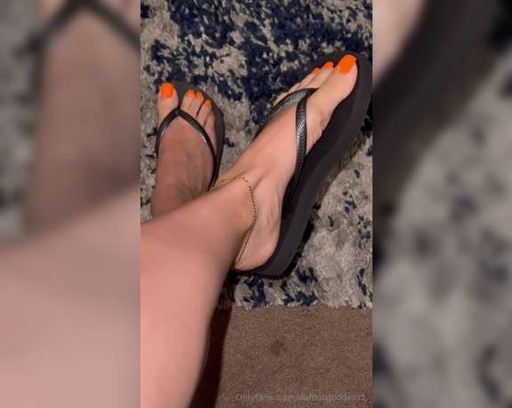 Da Foot Goddess aka dafootgoddess1 Foot Fetish - 07-14-2024 OnlyFans Video - new pedicure  matte orange with glossy french tips what do you think