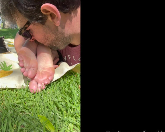 Fae Wilde aka faewilde Foot Fetish - 05-31-2023 OnlyFans Video - J and I finally got a nice day here in LA, so we went to the