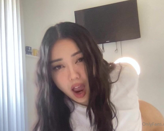 Asmr Lovetera aka loveteraa ASMR - 02-18-2023 OnlyFans Video - hehe ill let you watch me film if you promise to look and not touch