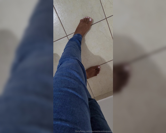 Laura Azevedo aka lauraazevedoqueen Foot Fetish - 08-22-2024 OnlyFans Video - Leaked lauraazevedoqueen 76665