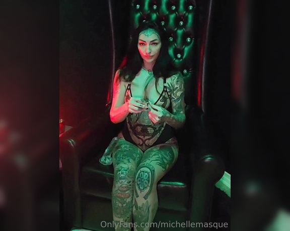 Michelle Masque aka michellemasque Findom - 03-09-2023 OnlyFans Video - Your queen  Has released a new video Its waiting for you in your DMs This