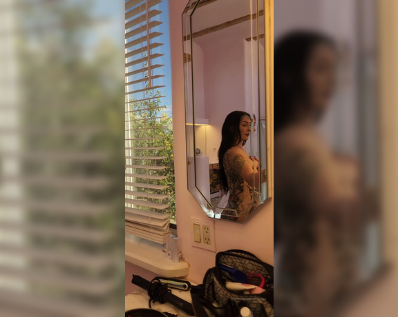 Michelle Masque aka michellemasque Findom - 09-19-2022 OnlyFans Video - A little behind the scenes from my latest photo shoot this past weekend