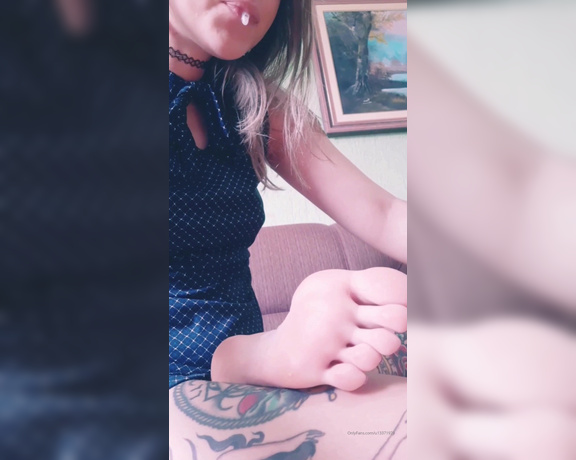 MissSexyFeet aka misssexyfeet2 Foot Fetish - 03-02-2020 OnlyFans Video - Wet foot p