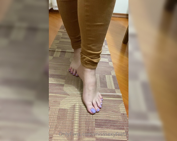 MissSexyFeet aka misssexyfeet2 Foot Fetish - 02-17-2021 OnlyFans Video - How are u guys doing