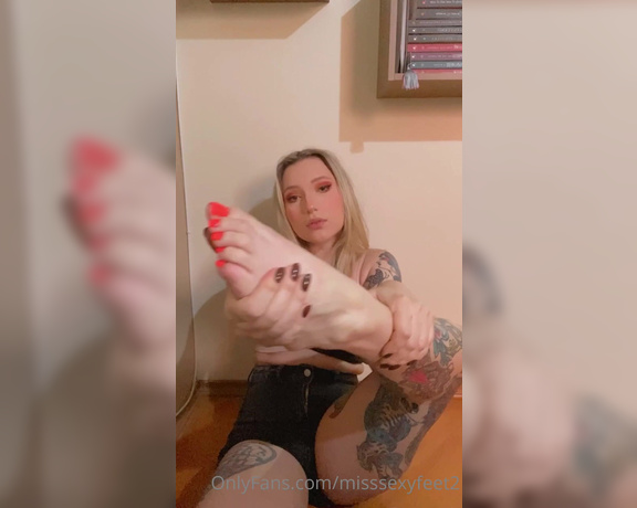 MissSexyFeet aka misssexyfeet2 Foot Fetish - 06-16-2022 OnlyFans Video - A little vid showing my perfect toes and soles, just how you love it