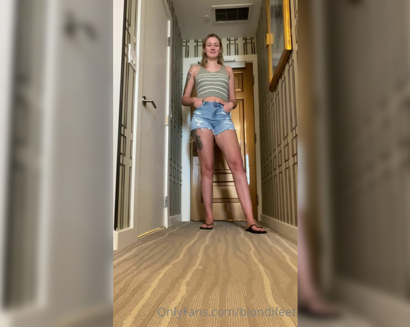 Blondifeet aka blondifeet Foot Fetish - 01-08-2022 OnlyFans Video - Being a Goddess I can make any activity look amazing