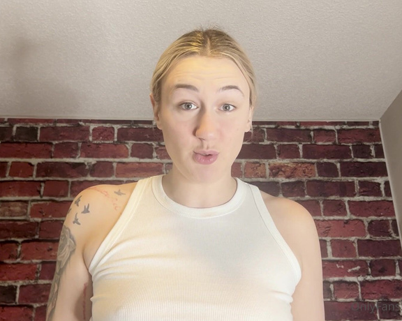 Blondifeet aka blondifeet Foot Fetish - 12-31-2022 OnlyFans Video - I saw this guy jacking off and every time he came  he got smaller and