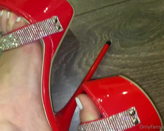 Inga_llery aka inga_llery Foot Fetish - 05-12-2023 OnlyFans Video - Customs available