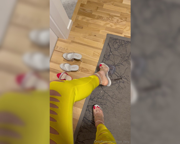 Inga_llery aka inga_llery Foot Fetish - 11-12-2023 OnlyFans Video - Hello my Fans  maybe you want custom video  today i am relaxing, i can