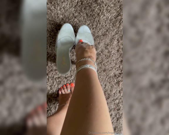 Inga_llery aka inga_llery Foot Fetish - 10-20-2023 OnlyFans Video - Today i posted a lot videos  yes they are short but i think you must