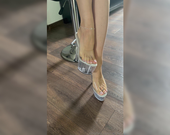 Inga_llery aka inga_llery Foot Fetish - 12-04-2023 OnlyFans Video - Lets have some fun  Part 1