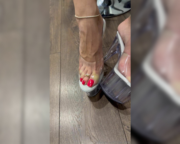 Inga_llery aka inga_llery Foot Fetish - 12-14-2023 OnlyFans Video - Leaked inga_llery 14392