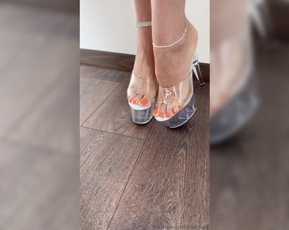 Inga_llery aka inga_llery Foot Fetish - 10-06-2023 OnlyFans Video - I was filming promotion for instagram, videos are without sound, but maybe you will like