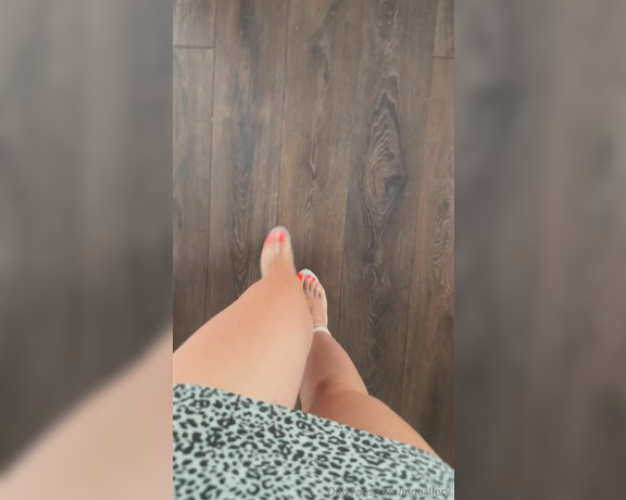 Inga_llery aka inga_llery Foot Fetish - 10-20-2023 OnlyFans Video - Leaked inga_llery 24988