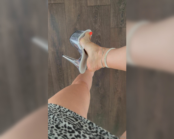 Inga_llery aka inga_llery Foot Fetish - 10-20-2023 OnlyFans Video - Leaked inga_llery 24988