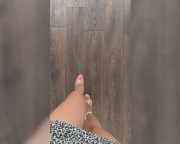 Inga_llery aka inga_llery Foot Fetish - 10-20-2023 OnlyFans Video - Leaked inga_llery 44705