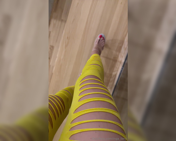 Inga_llery aka inga_llery Foot Fetish - 12-12-2023 OnlyFans Video - Flamingo