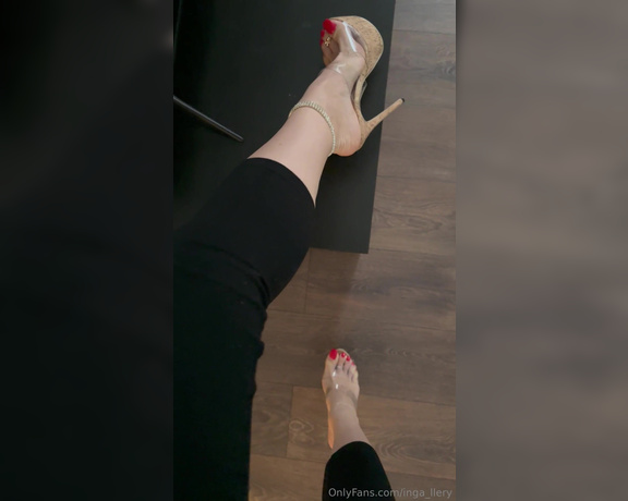 Inga_llery aka inga_llery Foot Fetish - 02-10-2024 OnlyFans Video - What are you doing on saturday eve