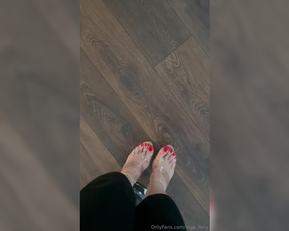 Inga_llery aka inga_llery Foot Fetish - 02-10-2024 OnlyFans Video - What are you doing on saturday eve