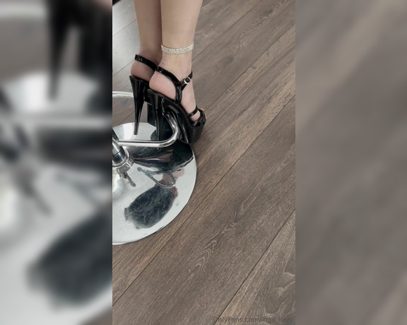 Inga_llery aka inga_llery Foot Fetish - 02-23-2024 OnlyFans Video - Nice custom vid, if you are interested send a message