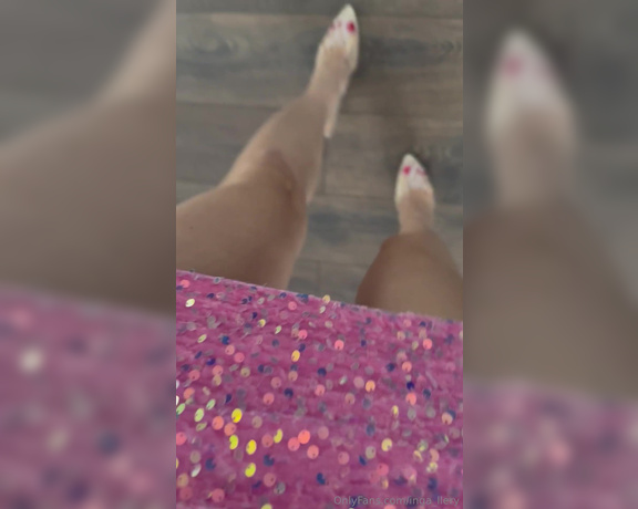 Inga_llery aka inga_llery Foot Fetish - 02-13-2024 OnlyFans Video - In my opinion nice video, and something new  should i post more vids with these