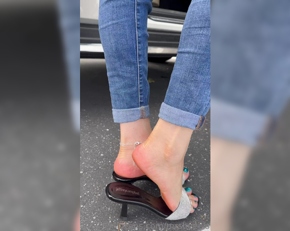 Lilmisdry aka lilmisdry Foot Fetish - 08-12-2023 OnlyFans Video - New JC heels 4K video 722