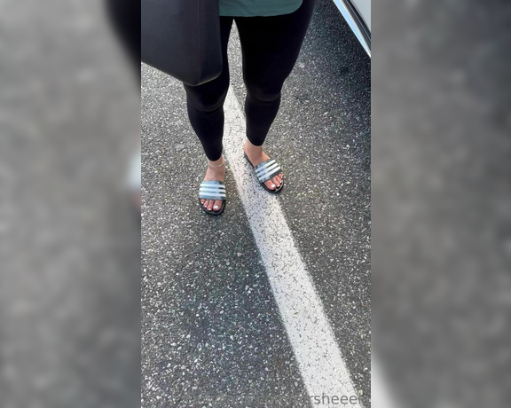 Lilmisdry aka lilmisdry Foot Fetish - 08-14-2023 OnlyFans Video - My new Adidas slides 4K  813