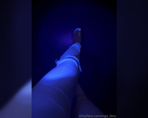 Inga_llery aka inga_llery Foot Fetish - 07-28-2024 OnlyFans Video - Videos, without sound, because i was trying to film reel for insta decided to share with