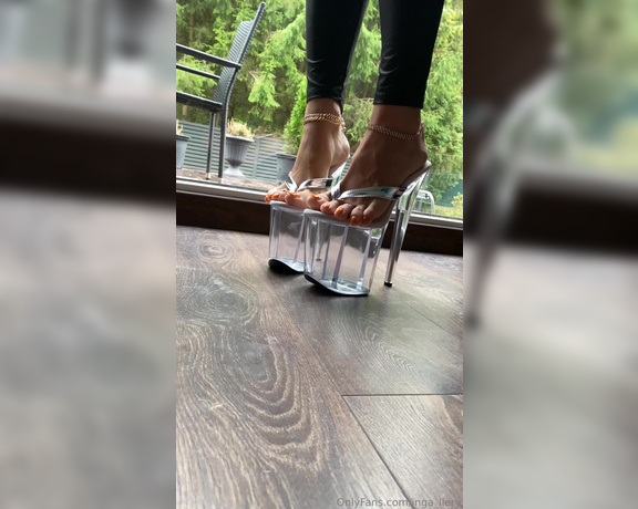 Inga_llery aka inga_llery Foot Fetish - 09-27-2024 OnlyFans Video - Its me again  i have new heels whats your opinion maybe wanna be first for