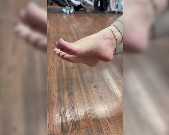 Lilmisdry aka lilmisdry Foot Fetish - 11-14-2023 OnlyFans Video - New video