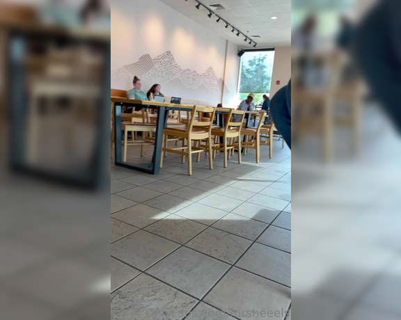 Lilmisdry aka lilmisdry Foot Fetish - 08-12-2023 OnlyFans Video - At Starbucks 4K Video 722