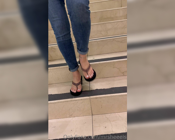 Lilmisdry aka lilmisdry Foot Fetish - 08-15-2023 OnlyFans Video - Wedges 4K