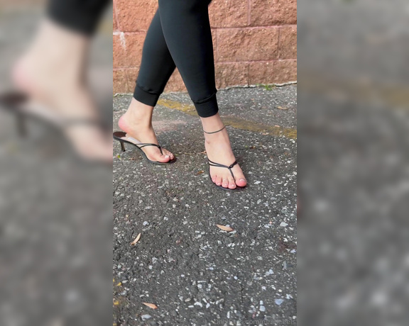 Lilmisdry aka lilmisdry Foot Fetish - 12-30-2023 OnlyFans Video - New video