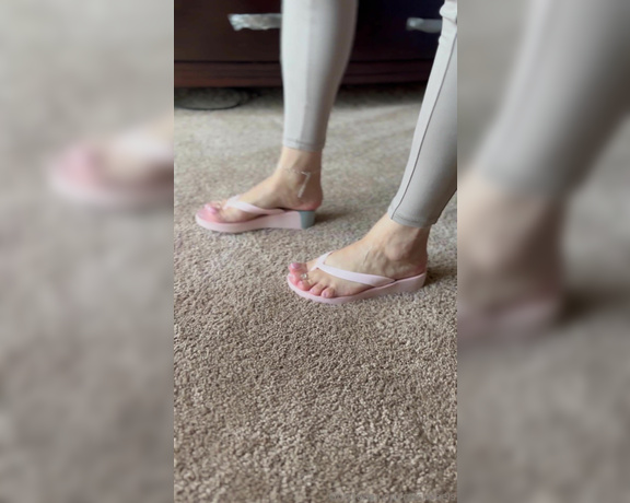 Lilmisdry aka lilmisdry Foot Fetish - 09-21-2023 OnlyFans Video - Leaked lilmisdry 22321