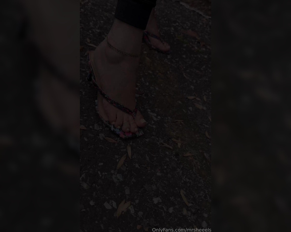 Lilmisdry aka lilmisdry Foot Fetish - 01-06-2024 OnlyFans Video - Leaked lilmisdry 67663