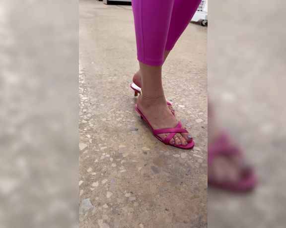 Lilmisdry aka lilmisdry Foot Fetish - 10-16-2024 OnlyFans Video - New set  Theres more videos and photos to come stick around and I hope you