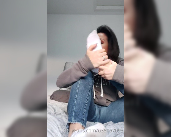 Queen1991 aka queen9999111 Foot Fetish - 02-01-2021 OnlyFans Video - Sock fun